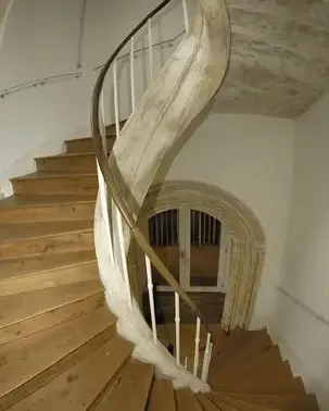 parqueteur à Concarneau - image 2