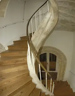 rénovation d'escaliers en bois à Concarneau - image 2