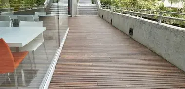 rénovation d'escaliers en bois à Finistère - image 4